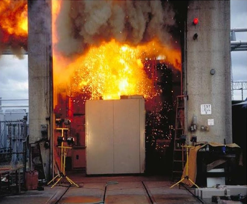 Example photo of an intentional arc flash.